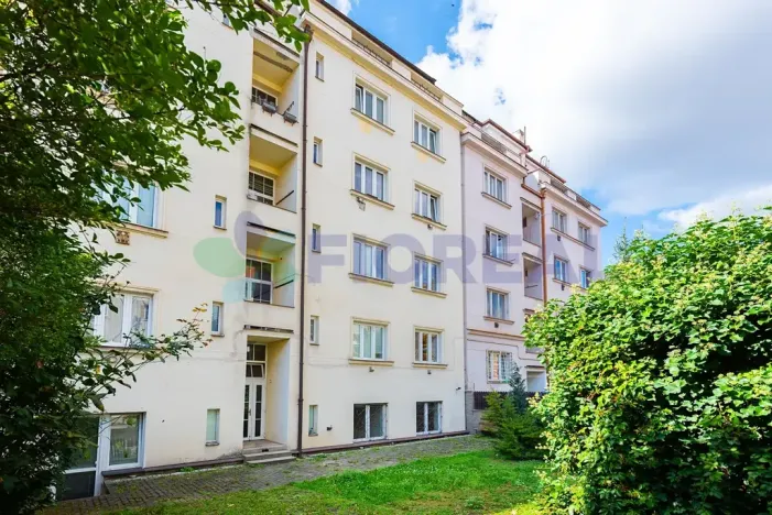 Pronájem bytu 2+1, Praha - Nusle, Nad Jezerkou, 50 m2