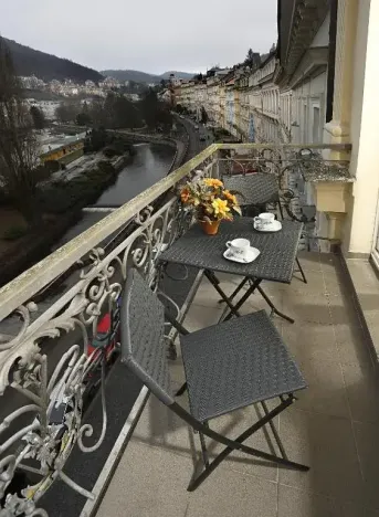 Prodej ubytování, Karlovy Vary, Zahradní, 6150 m2