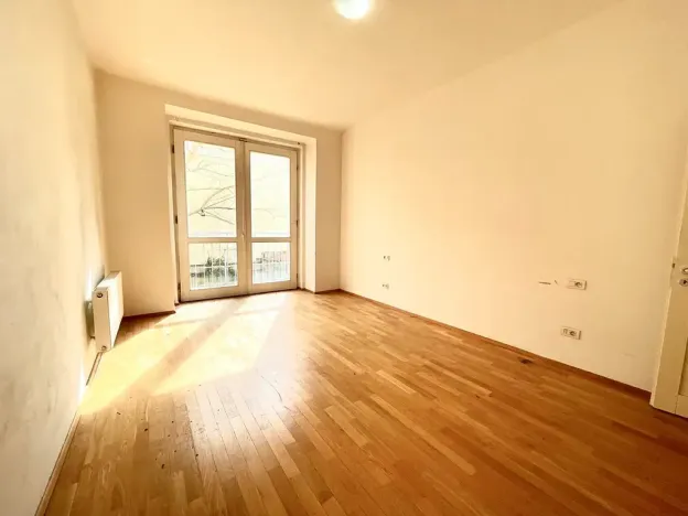 Pronájem bytu 2+kk, Praha - Holešovice, Ortenovo náměstí, 75 m2