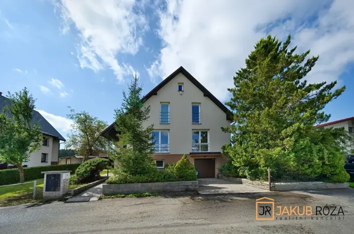 Prodej rodinného domu, Jilemnice, Polní, 219 m2