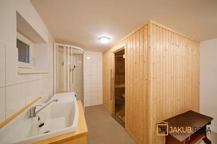 Prodej rodinného domu, Jilemnice, Polní, 219 m2