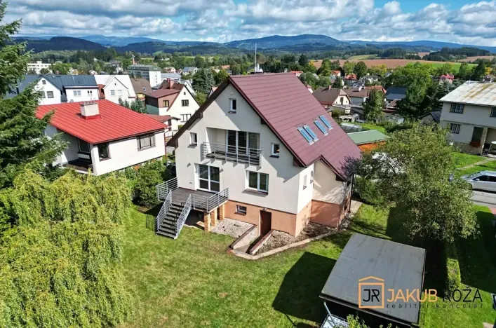 Prodej rodinného domu, Jilemnice, Polní, 219 m2