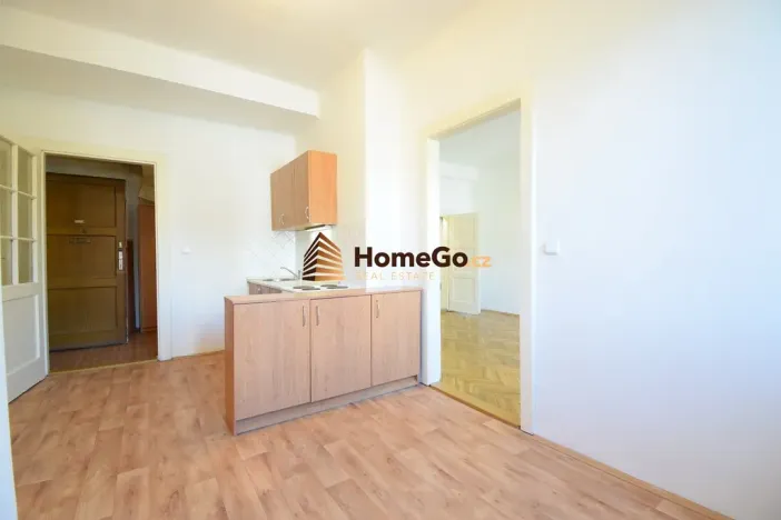 Pronájem bytu 2+kk, Praha - Nusle, Lounských, 54 m2