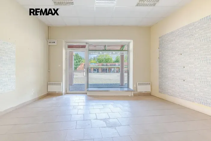 Pronájem obchodního prostoru, Praha - Stodůlky, Bronzová, 42 m2
