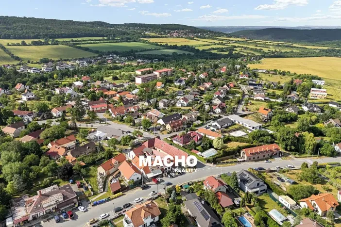 Prodej obchodního prostoru, Řitka, Na návsi, 286 m2