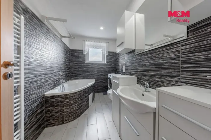 Prodej bytu 3+kk, Horní Slavkov, Zahradní, 48 m2