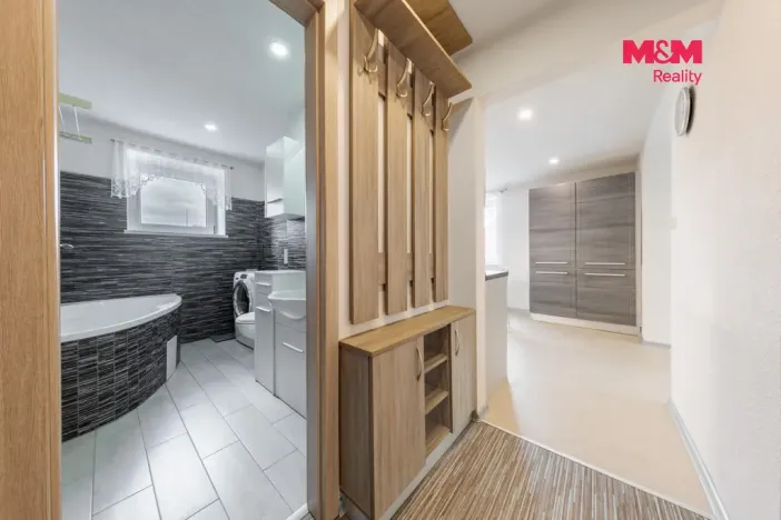 Prodej bytu 3+kk, Horní Slavkov, Zahradní, 48 m2