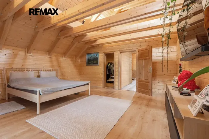 Prodej vily, Králův Dvůr, Pod Lesem, 486 m2