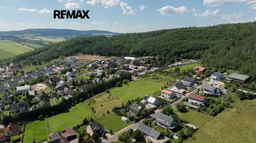 Prodej vily, Králův Dvůr, Pod Lesem, 486 m2