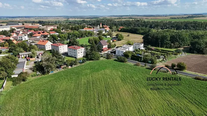 Prodej podílu pozemku pro bydlení, Vyšehořovice, 7383 m2