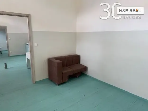 Pronájem obchodního prostoru, Vsetín, 200 m2