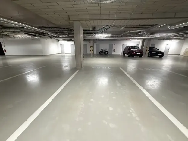 Prodej garážového stání, Brno, třída Generála Píky, 12 m2