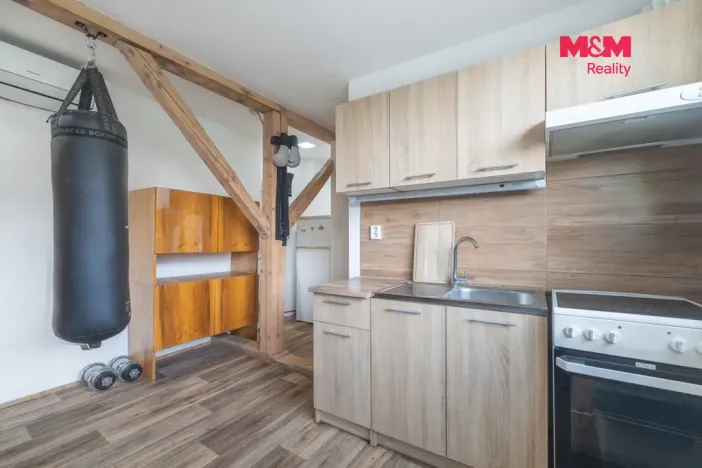 Prodej činžovního domu, Otrokovice - Kvítkovice, tř. Osvobození, 422 m2