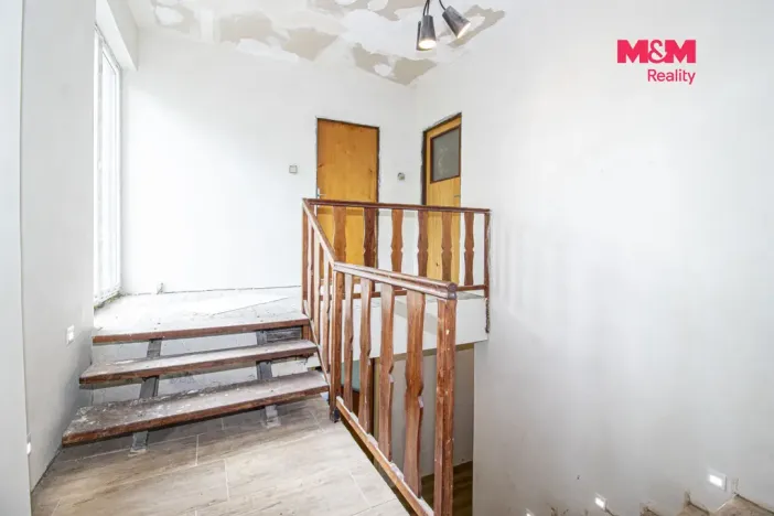 Prodej rodinného domu, Ohařice, 152 m2