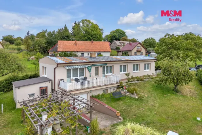 Prodej rodinného domu, Slavíkov - Horní Vestec, 140 m2