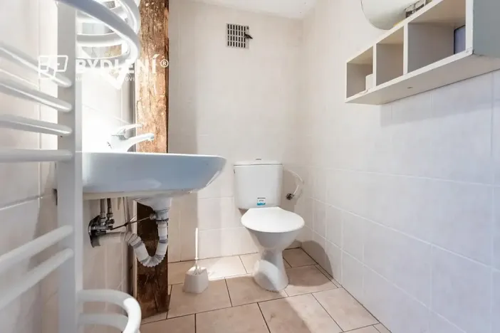 Prodej vícegeneračního domu, Novosedlice, Husova, 360 m2