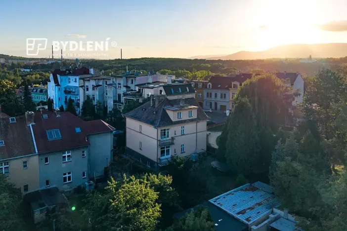 Prodej vícegeneračního domu, Novosedlice, Husova, 360 m2