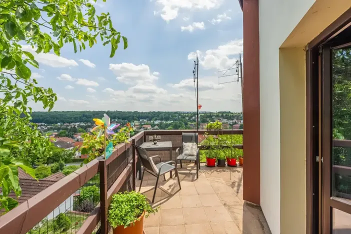 Prodej vily, Tuchoměřice, Nad školou, 460 m2