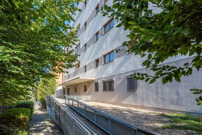 Prodej bytu 2+kk, Praha - Nusle, Družstevní ochoz, 56 m2