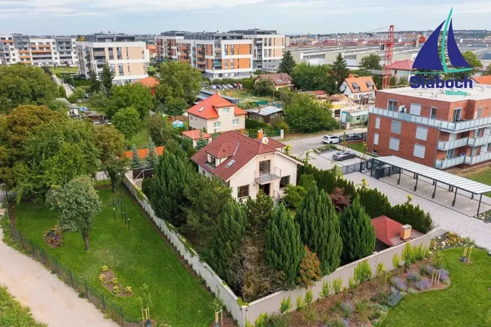 Prodej rodinného domu, Praha, Na Radosti, 198 m2