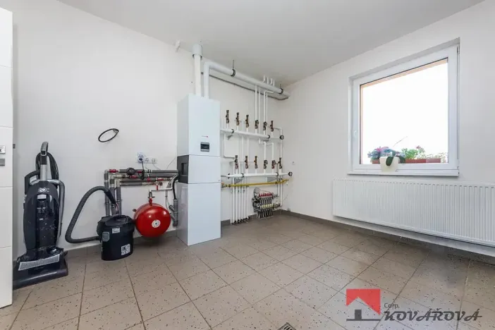 Prodej rodinného domu, Újezd, 346 m2
