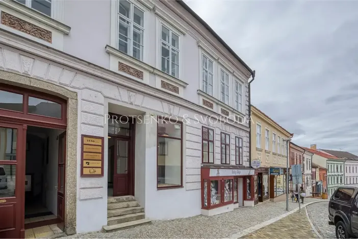 Pronájem obchodního prostoru, Třebíč, Hasskova, 127 m2