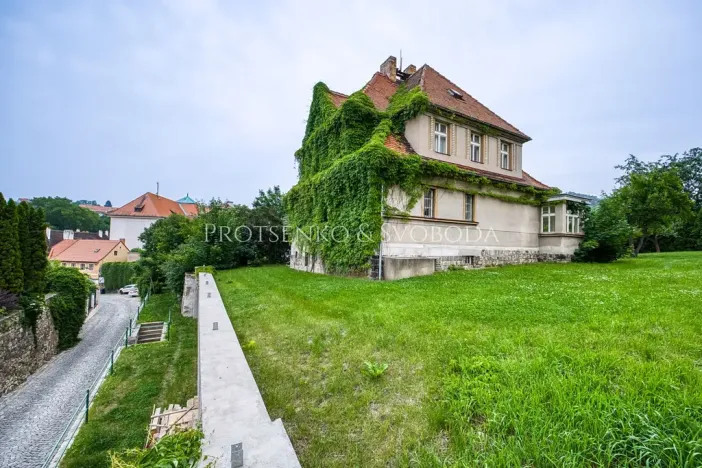Prodej ubytování, Český Krumlov, Horská, 469 m2