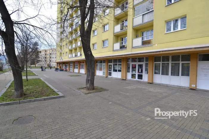 Pronájem bytu 3+1, Teplice - Řetenice, Duchcovská, 72 m2