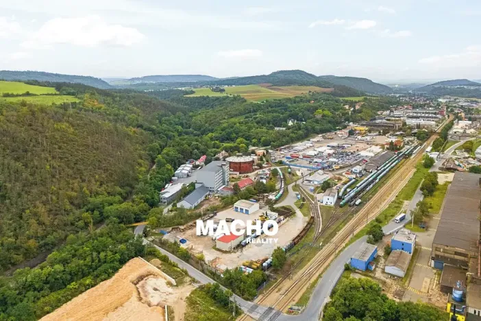 Pronájem skladu, Králův Dvůr, Tovární, 400 m2