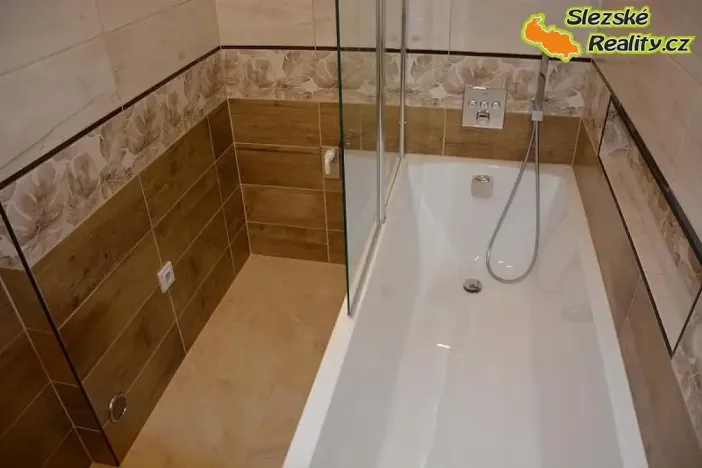 Pronájem bytu 2+1, Ostrava, Žilinská, 62 m2