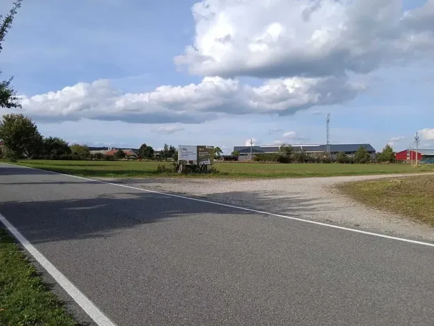 Dražba pole, Vrbice, 9030 m2