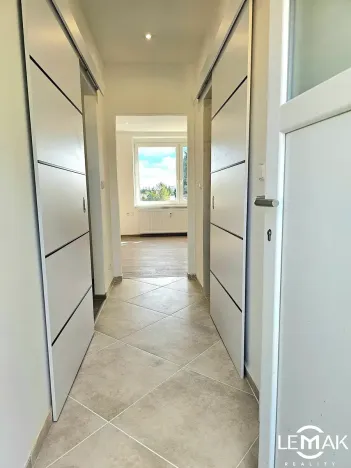 Prodej bytu 2+kk, Olomouc, Kanadská, 36 m2