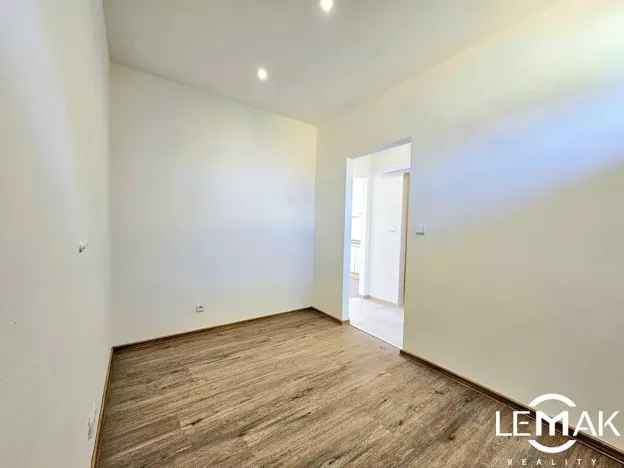 Prodej bytu 2+kk, Olomouc, Kanadská, 36 m2