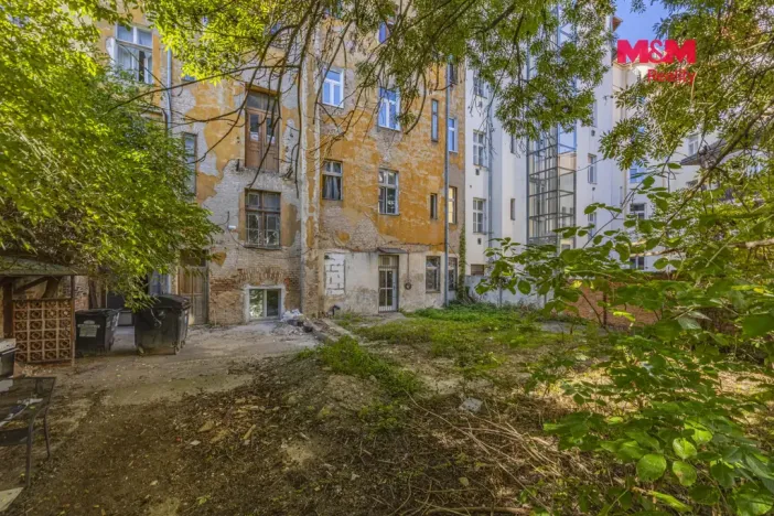 Prodej obchodního prostoru, Praha, Seifertova, 110 m2
