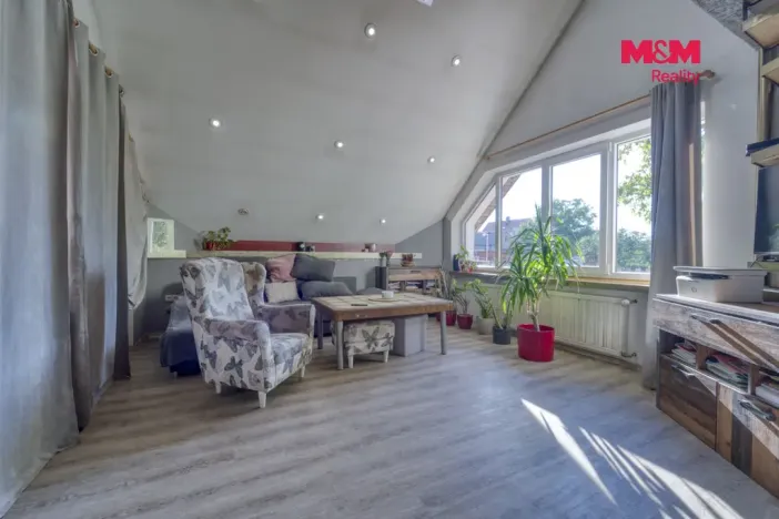 Prodej rodinného domu, Mokrouše, 176 m2