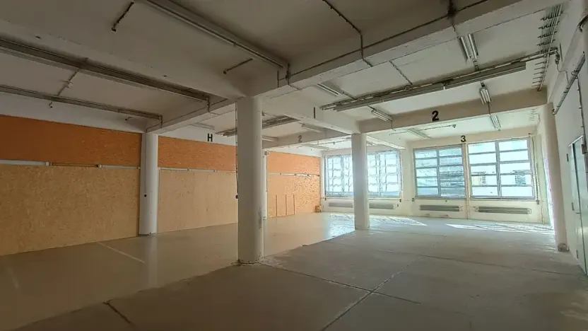Pronájem skladu, Jablonec nad Nisou, Palackého, 212 m2