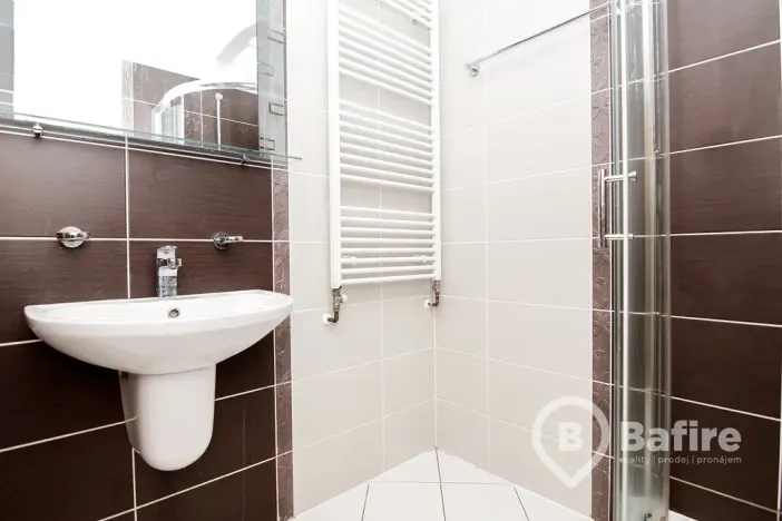 Pronájem bytu 2+kk, Frýdek-Místek - Frýdek, Slezská, 52 m2