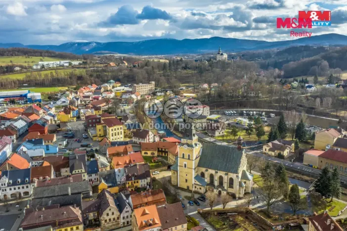 Pronájem atypického bytu, Frýdlant, ČSA, 90 m2