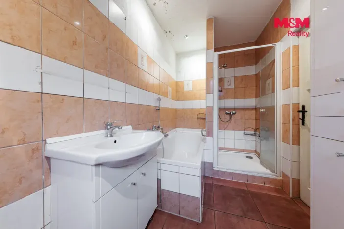 Prodej rodinného domu, Dalovice, Zálesí, 174 m2