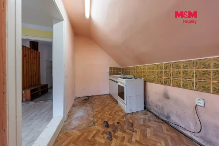 Prodej rodinného domu, Dalovice, Zálesí, 174 m2