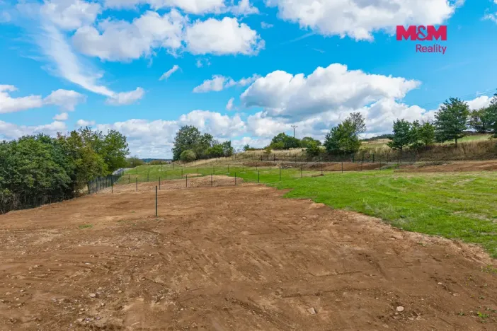 Pronájem pozemku pro bydlení, Milešov, 770 m2