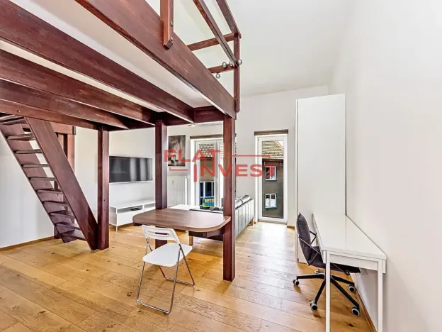 Pronájem bytu 2+kk, Praha - Libeň, Ve vrchu, 50 m2