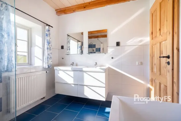 Prodej rodinného domu, Brniště - Hlemýždí, 200 m2