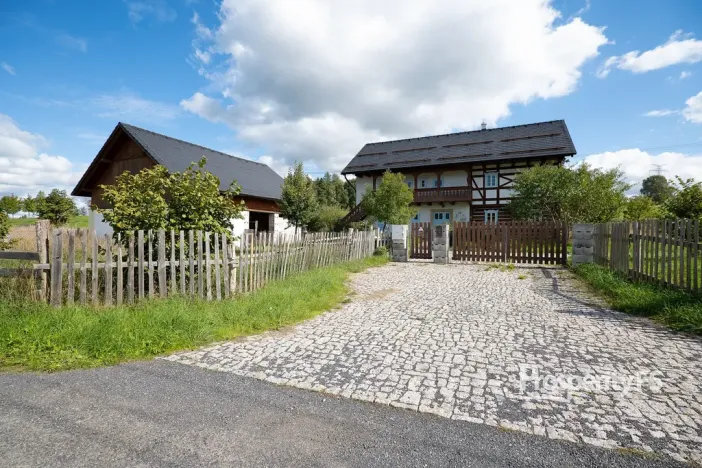 Prodej rodinného domu, Brniště - Hlemýždí, 200 m2