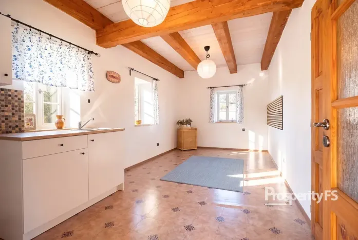 Prodej rodinného domu, Brniště - Hlemýždí, 200 m2