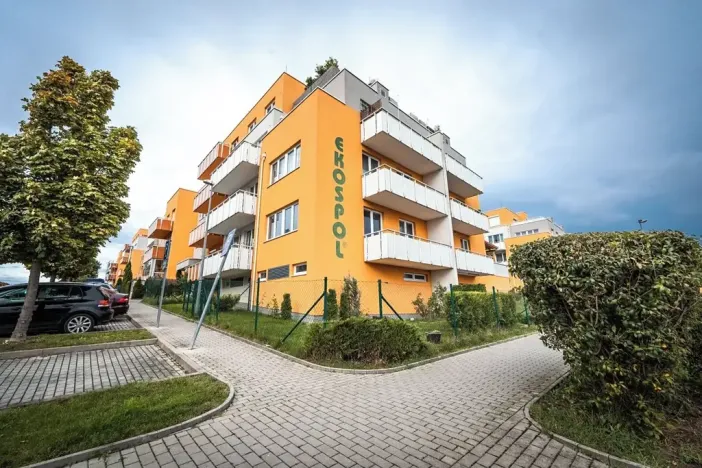 Pronájem bytu 1+kk, Praha - Kyje, Sicherova, 33 m2