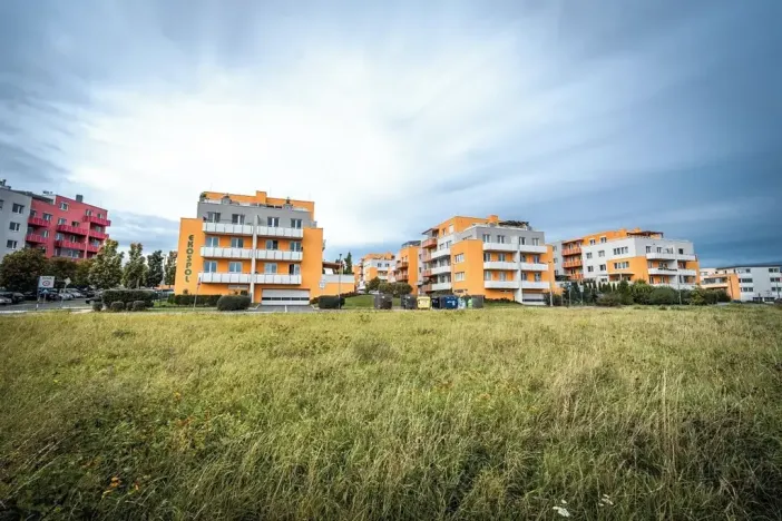 Pronájem bytu 1+kk, Praha - Kyje, Sicherova, 33 m2