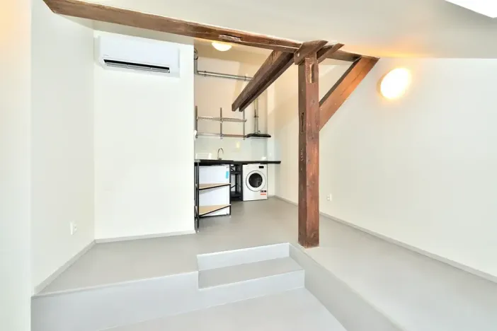 Pronájem bytu 1+kk, Praha - Nusle, Oldřichova, 29 m2