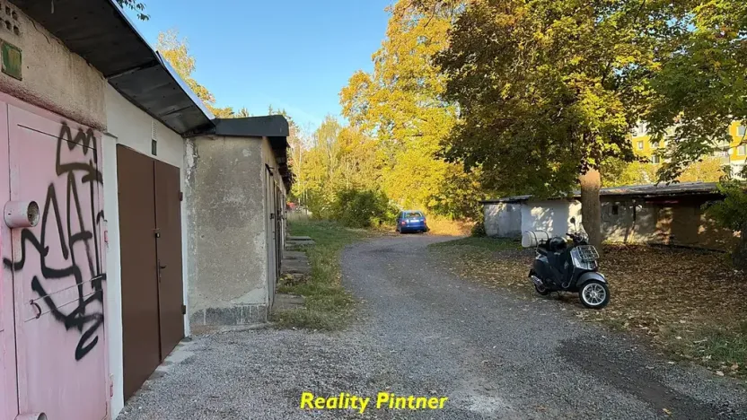 Pronájem garáže, Příbram, Slunná, 15 m2
