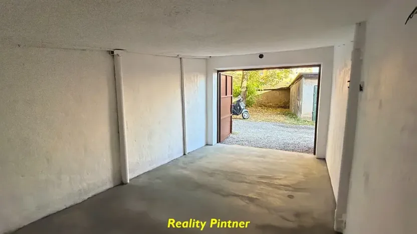 Pronájem garáže, Příbram, Slunná, 15 m2